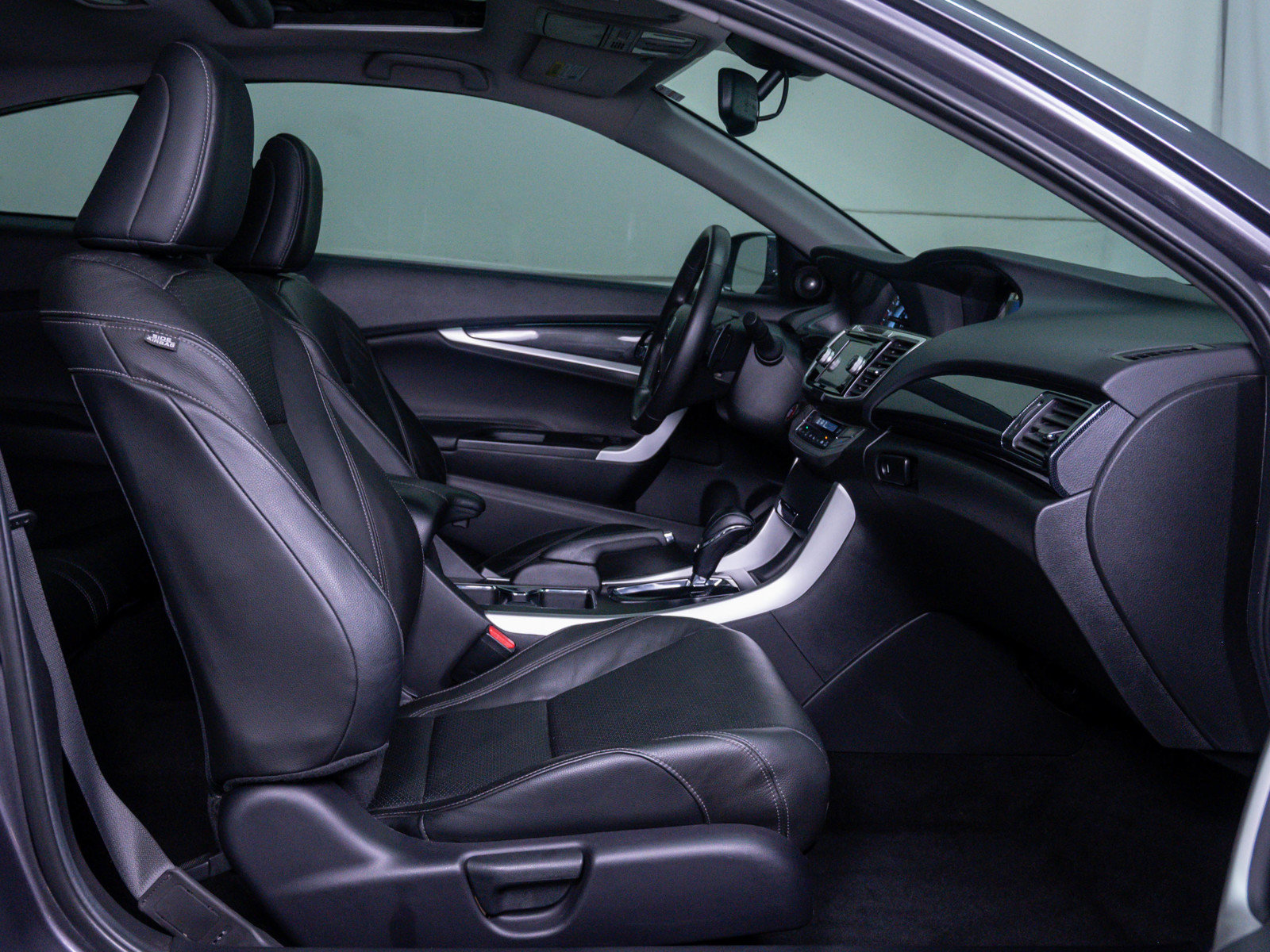 Used 2015 Honda Accord EX-L image 10