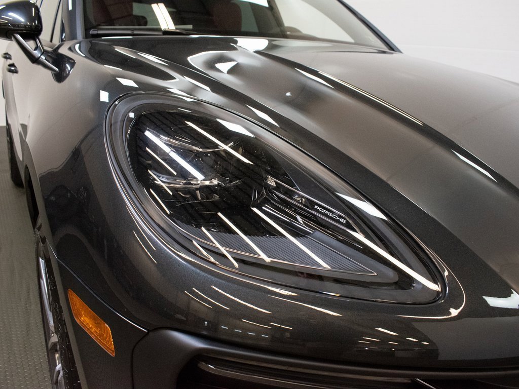 New 2026 Porsche Macan image 11