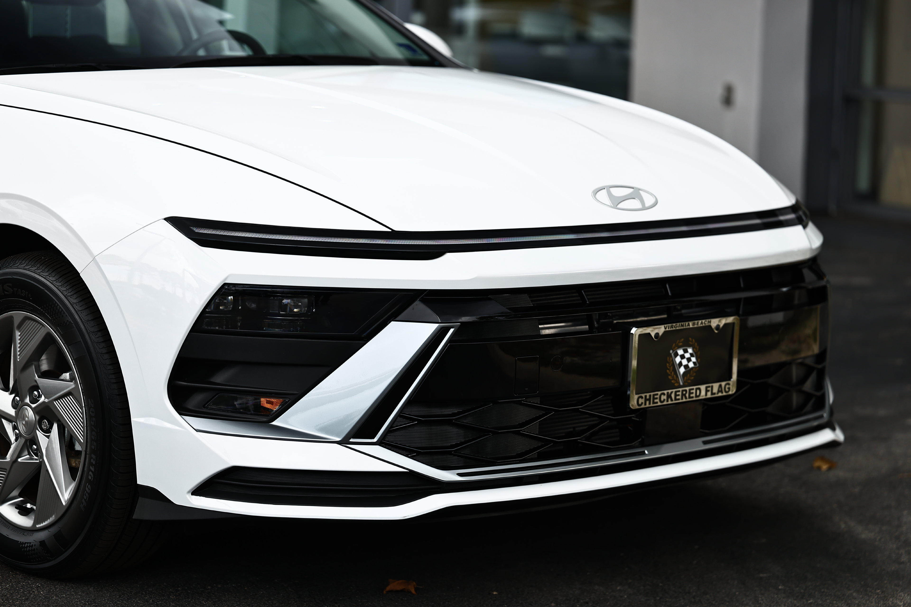 Certified 2025 Hyundai Sonata SE FWD image 2