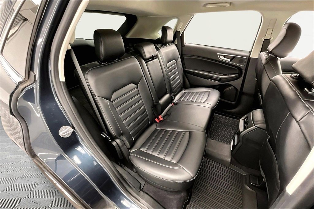Used 2024 Ford Edge SEL w/ Convenience Package image 27