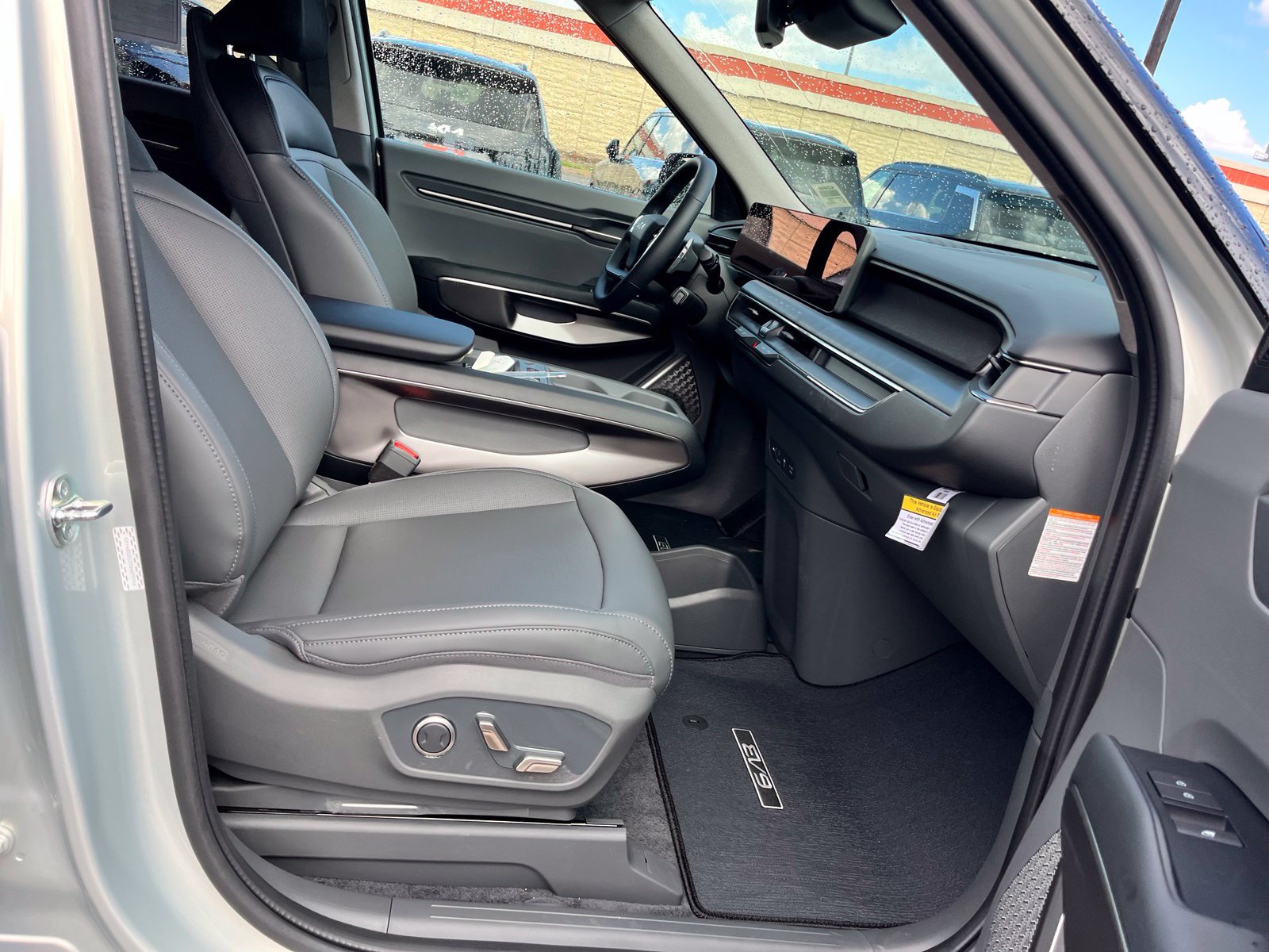 New 2026 Kia EV9 Light RWD image 22