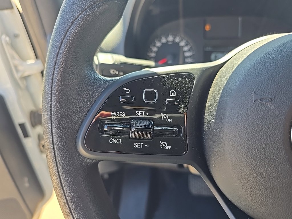 Used 2021 Mercedes-Benz Sprinter 1500 image 28