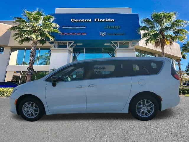 New 2026 Chrysler Voyager LX FWD image 8