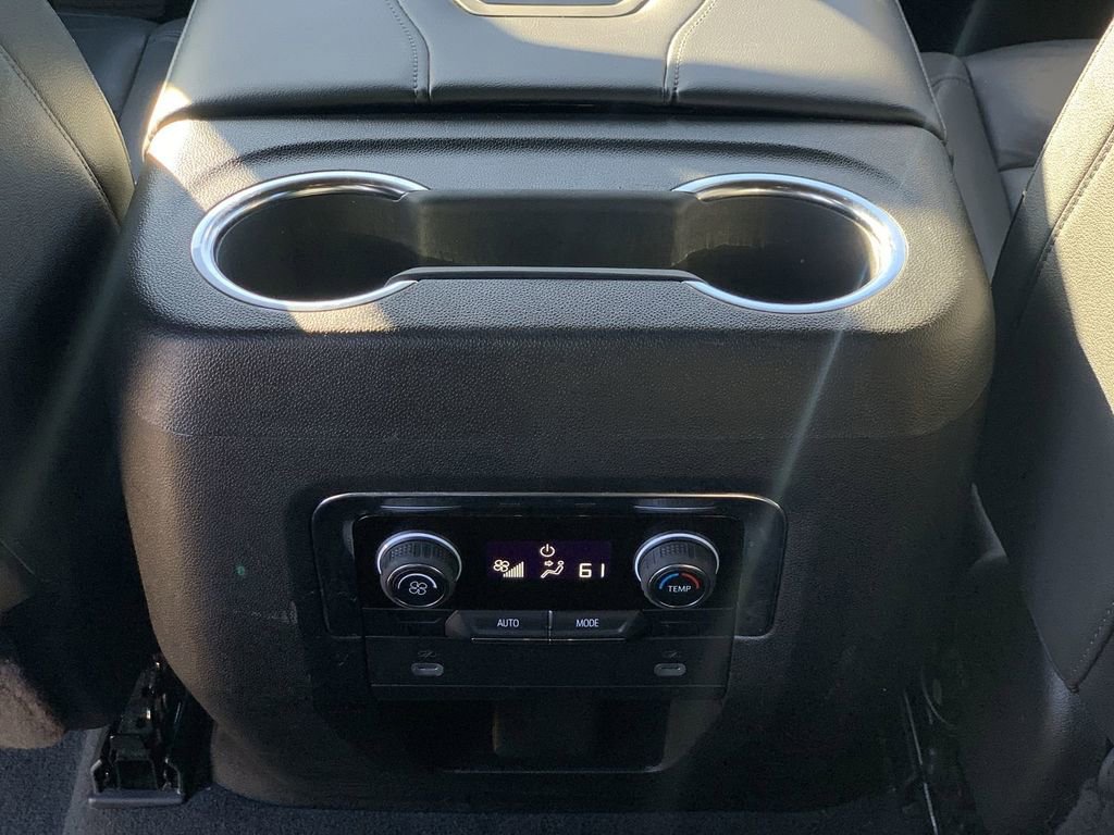 Certified 2024 Chevrolet Suburban LT image 19