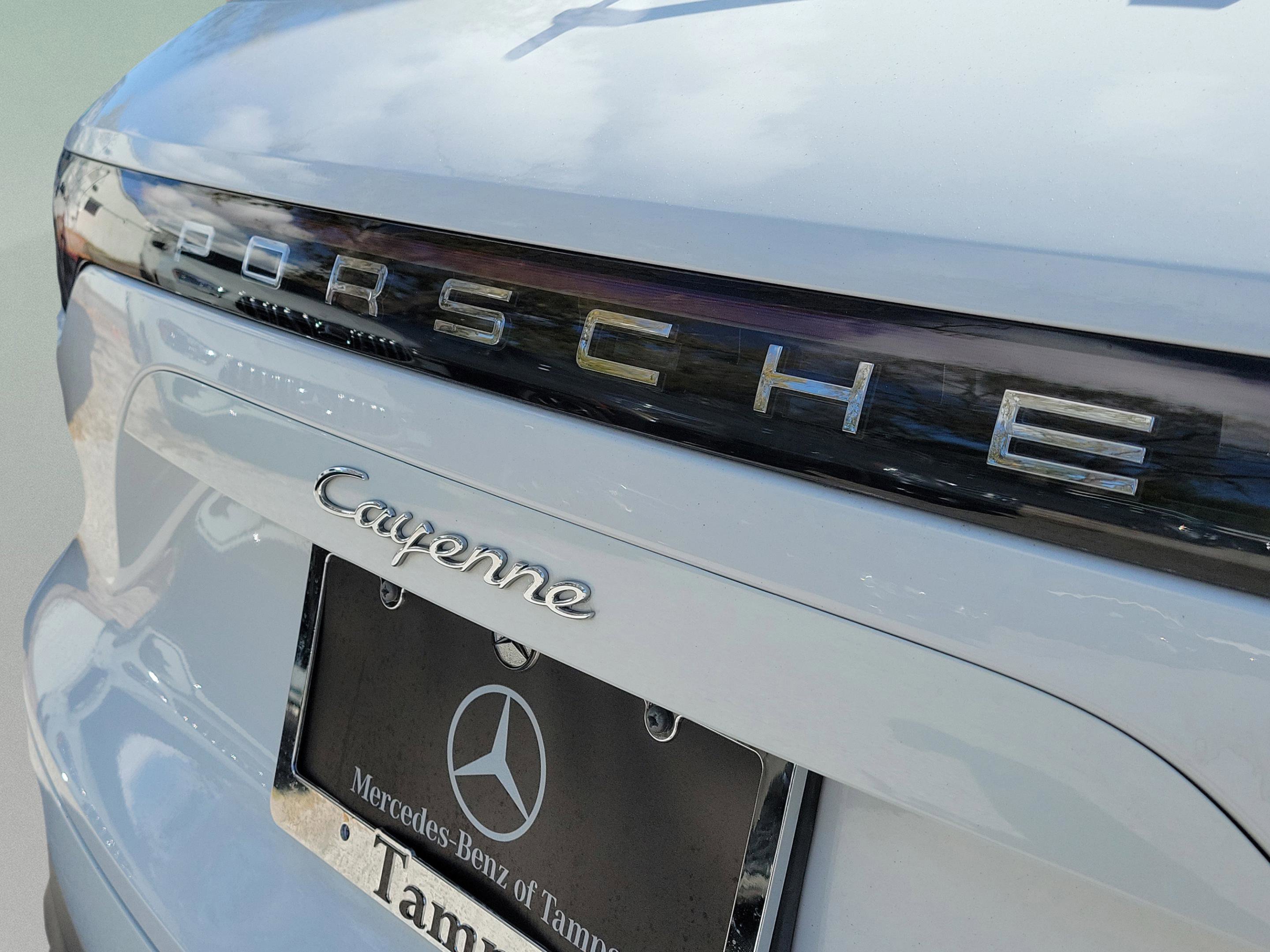 Used 2019 Porsche Cayenne image 27