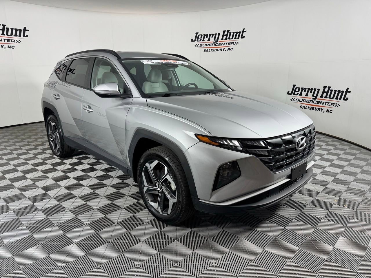 Used 2023 Hyundai Tucson SEL w/ Convenience Package AWD/4WD image 5