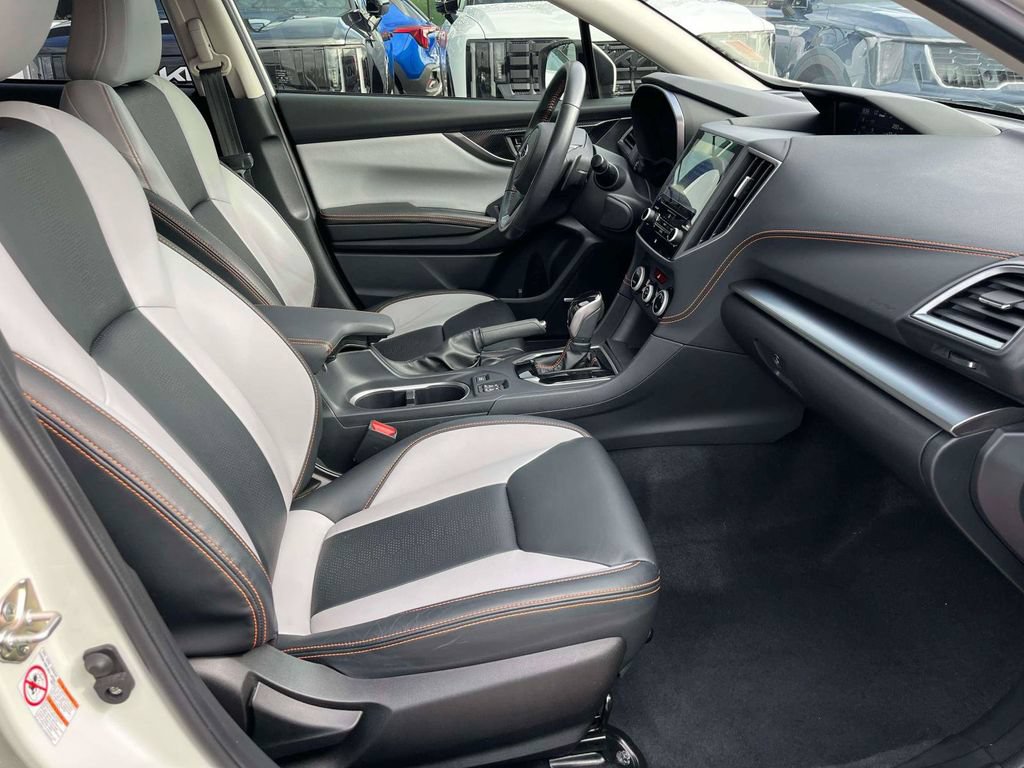 Used 2019 Subaru Crosstrek 2.0i Limited w/ Moonroof Package w/Navigation AWD/4WD image 12