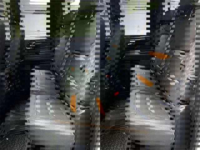 Certified 2024 GMC Sierra 2500 AT4 w/ AT4 Preferred Package image 24