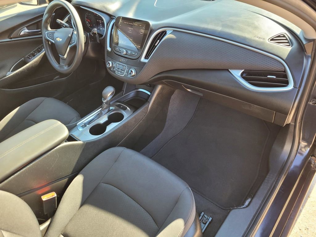 Certified 2023 Chevrolet Malibu LT image 9