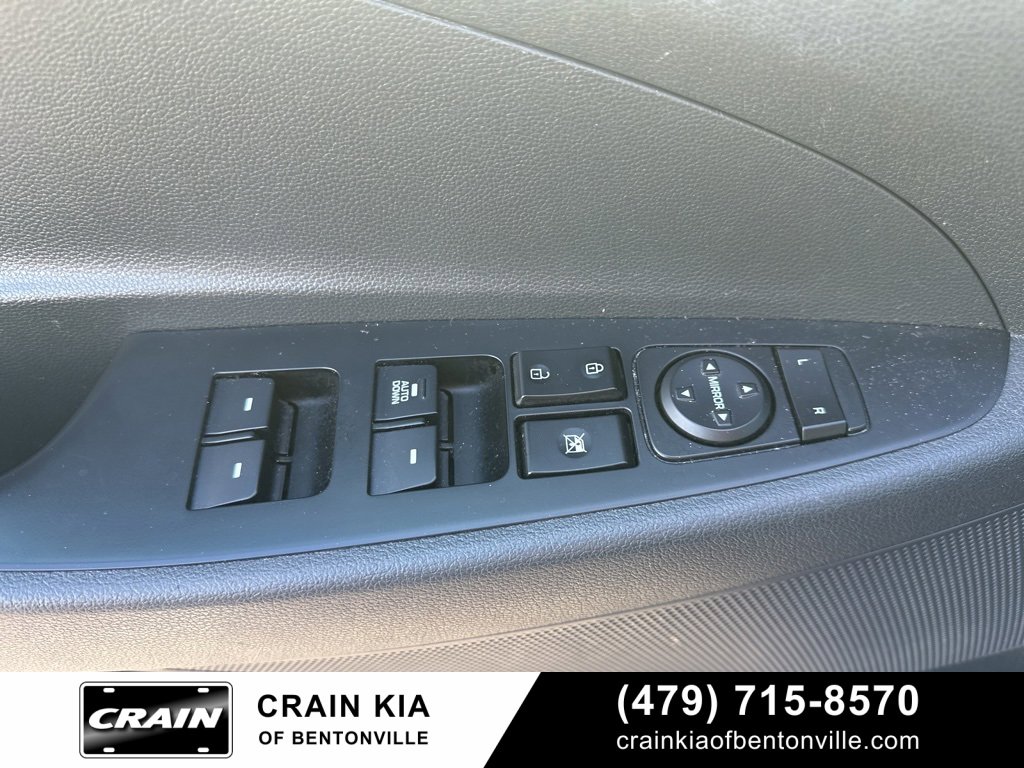 Used 2019 Hyundai Tucson SE image 13