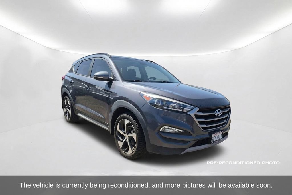 Used 2018 Hyundai Tucson Value FWD image 3