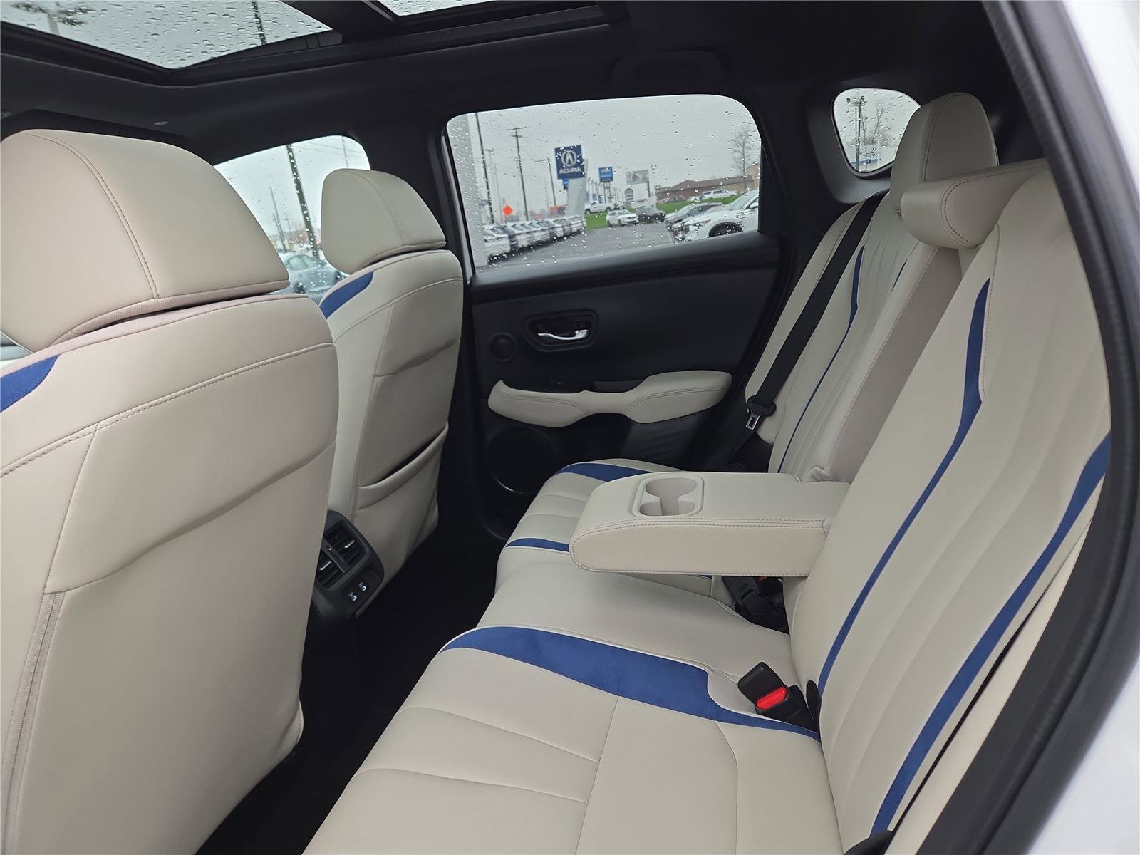 Certified 2025 Acura ADX A-Spec image 24