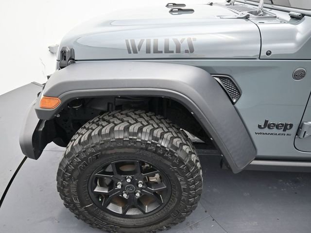 Used 2024 Jeep Wrangler Willys image 9