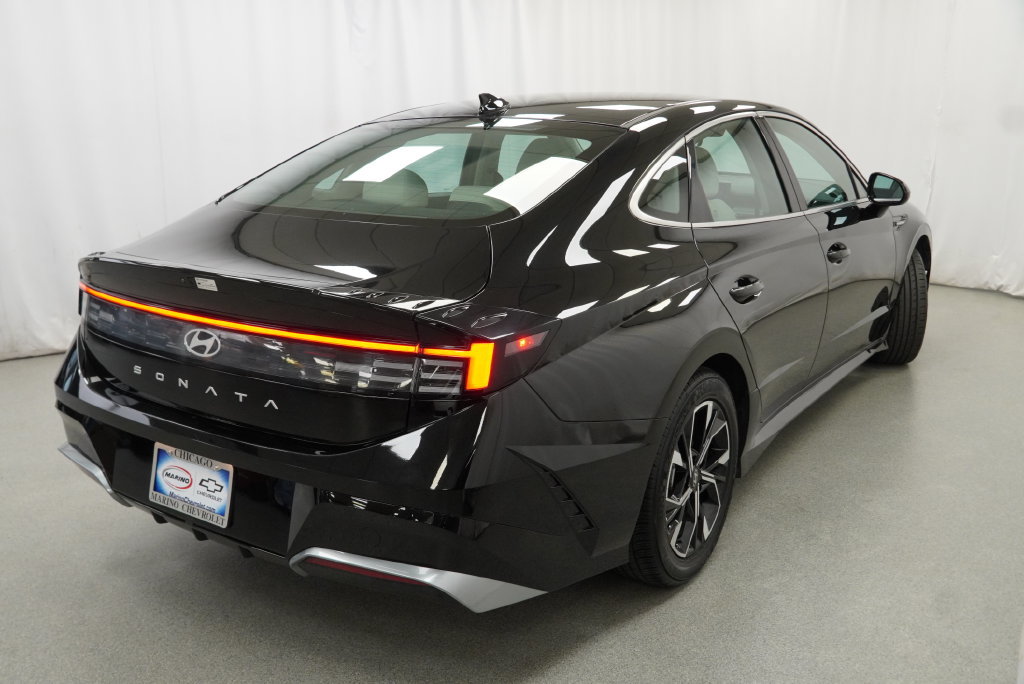 Used 2025 Hyundai Sonata SEL FWD image 17