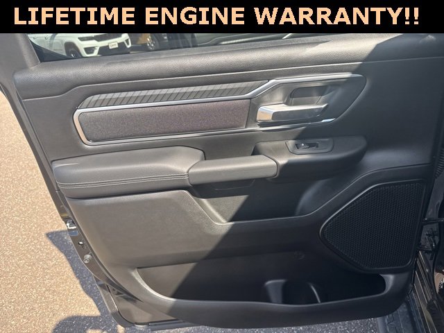 New 2026 RAM 1500 4x4 Crew Cab image 36