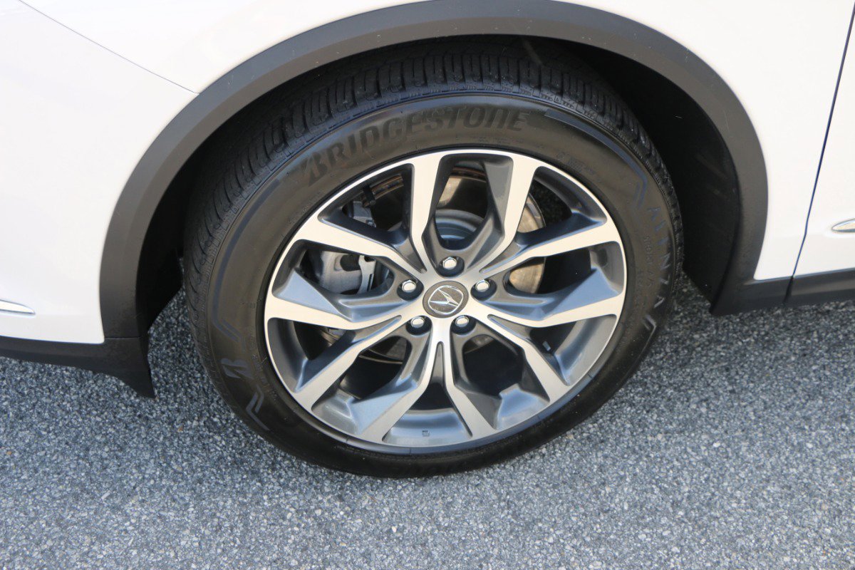Used 2023 Acura MDX SH-AWD w/ Technology Package image 14