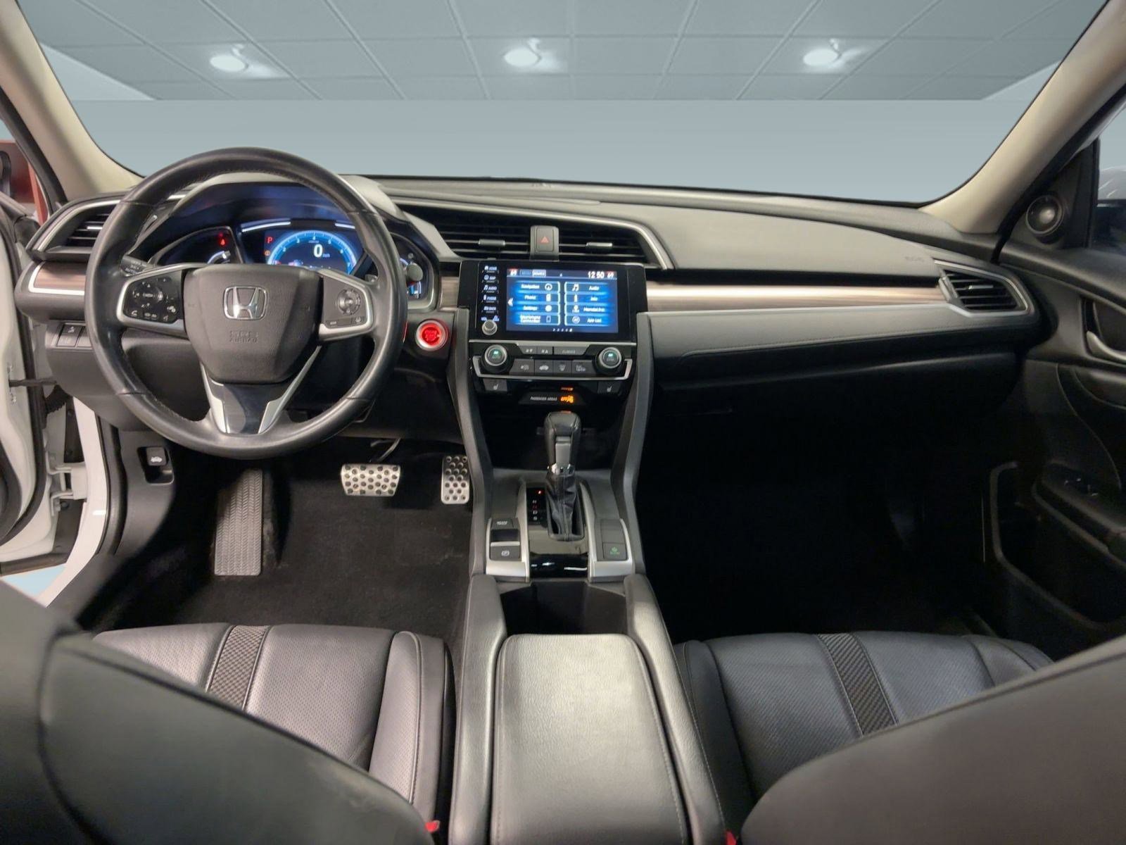Used 2021 Honda Civic Touring image 16