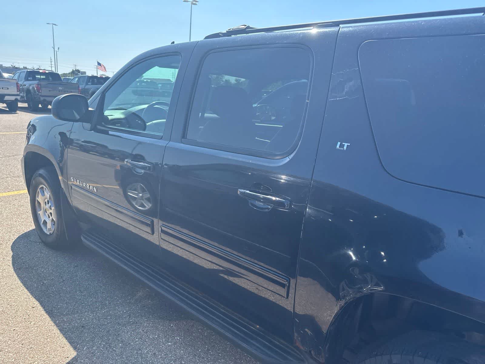 Used 2012 Chevrolet Suburban LT AWD/4WD image 14