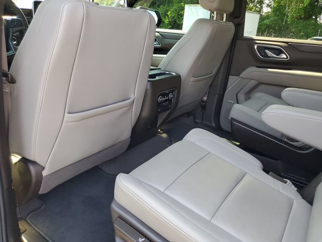 Used 2023 Chevrolet Suburban Z71 AWD/4WD image 14