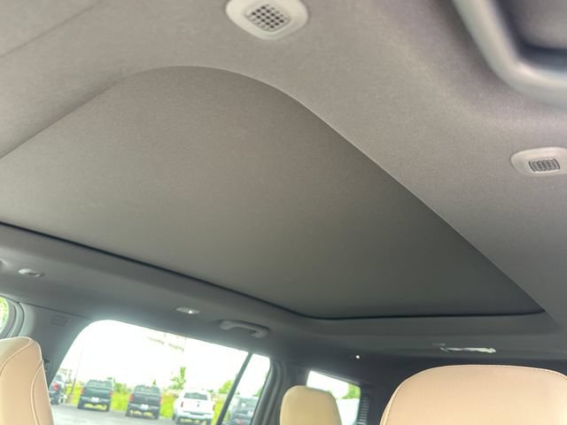 New 2026 Jeep Grand Cherokee L Limited AWD/4WD image 15