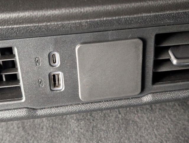 Certified 2025 Chevrolet Silverado 2500 Custom w/ Custom Value Package image 22