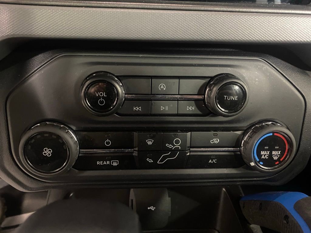 Used 2024 Ford Bronco Black Diamond image 19