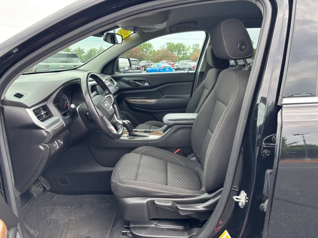 Used 2018 GMC Acadia SLE FWD image 15