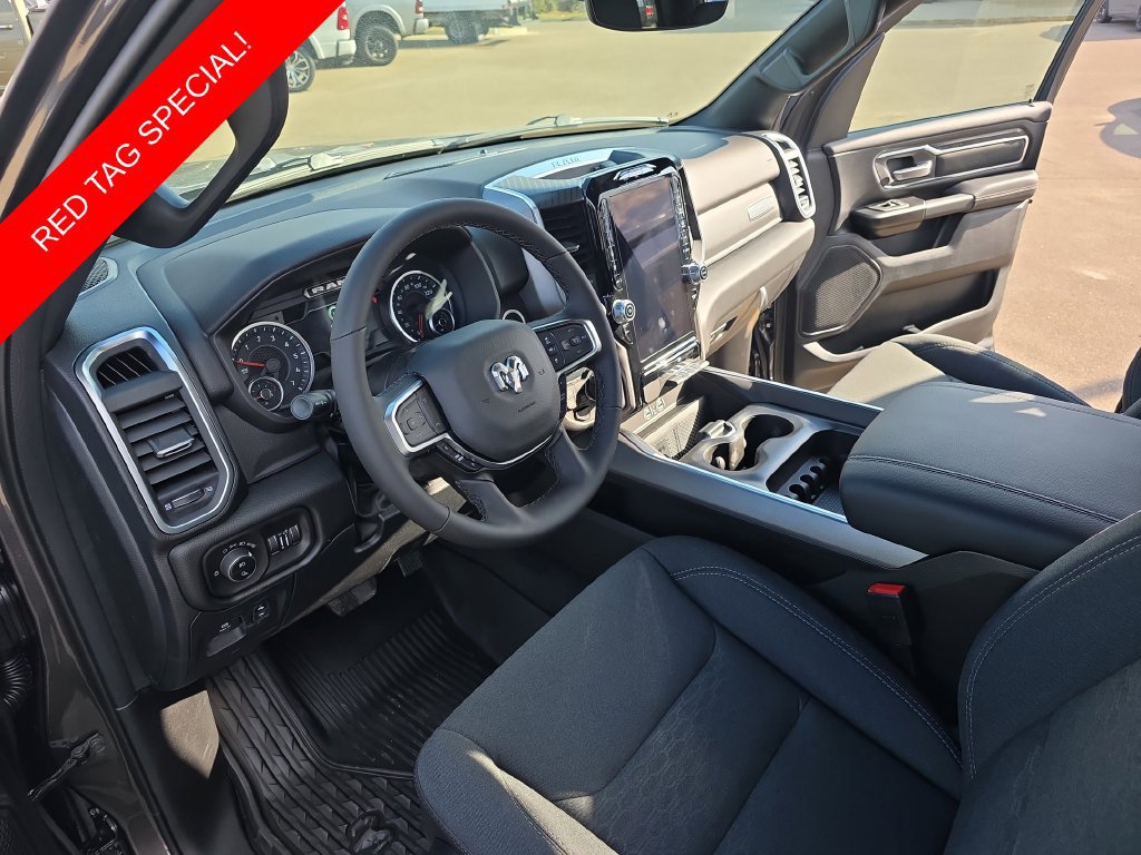 New 2026 RAM 1500 Big Horn AWD/4WD image 15