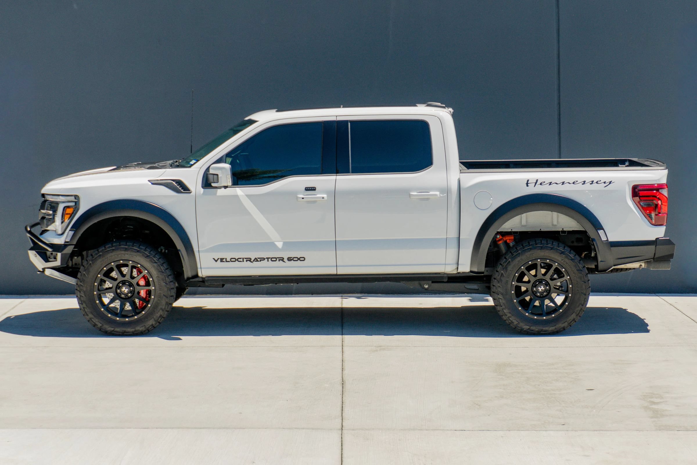 Used 2025 Ford F150 Raptor AWD/4WD image 3
