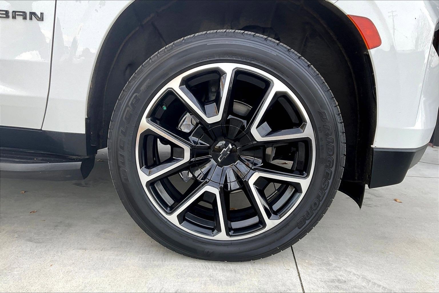 Used 2021 Chevrolet Suburban RST image 23