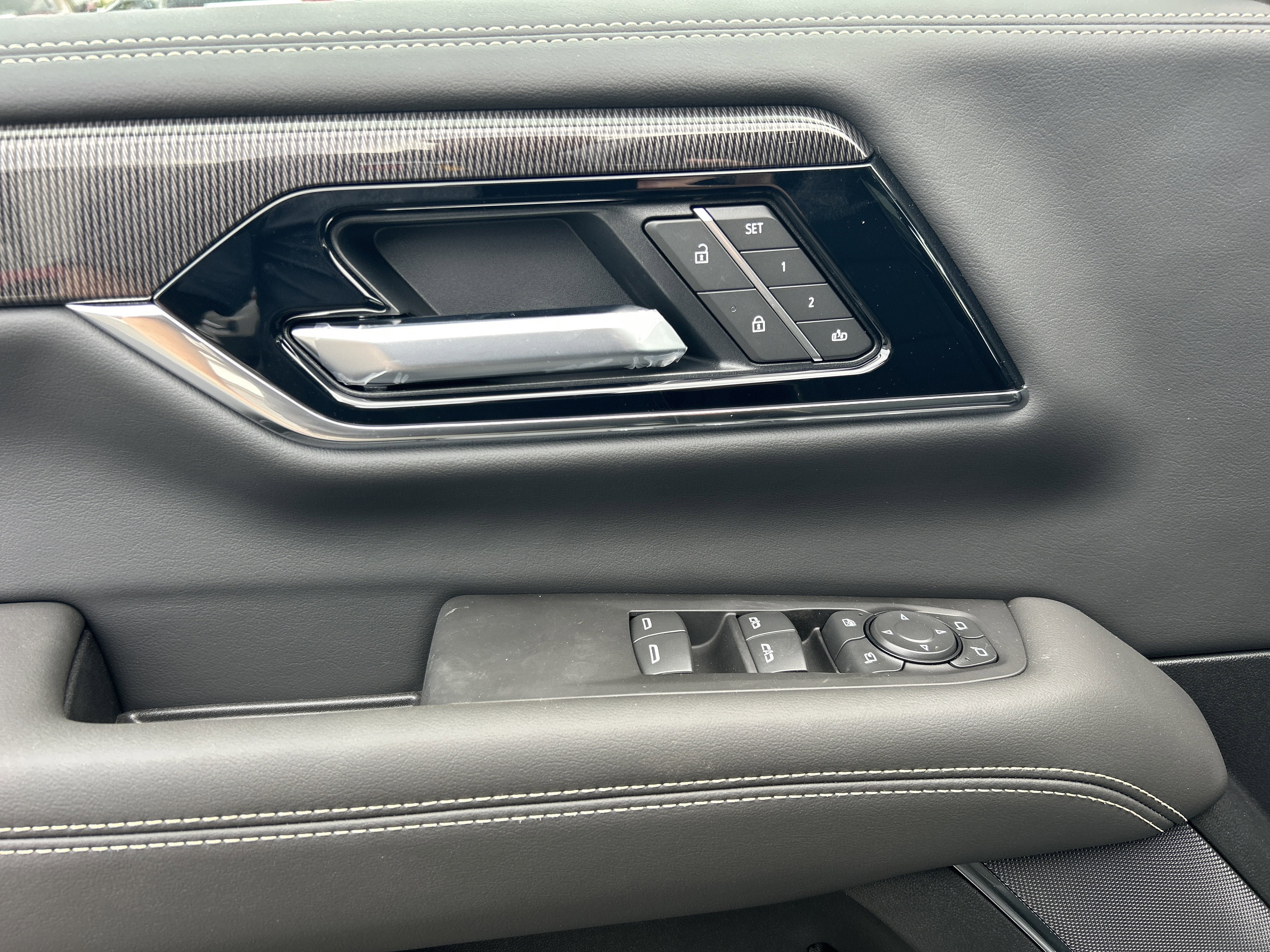 New 2026 GMC Yukon Elevation AWD/4WD image 26