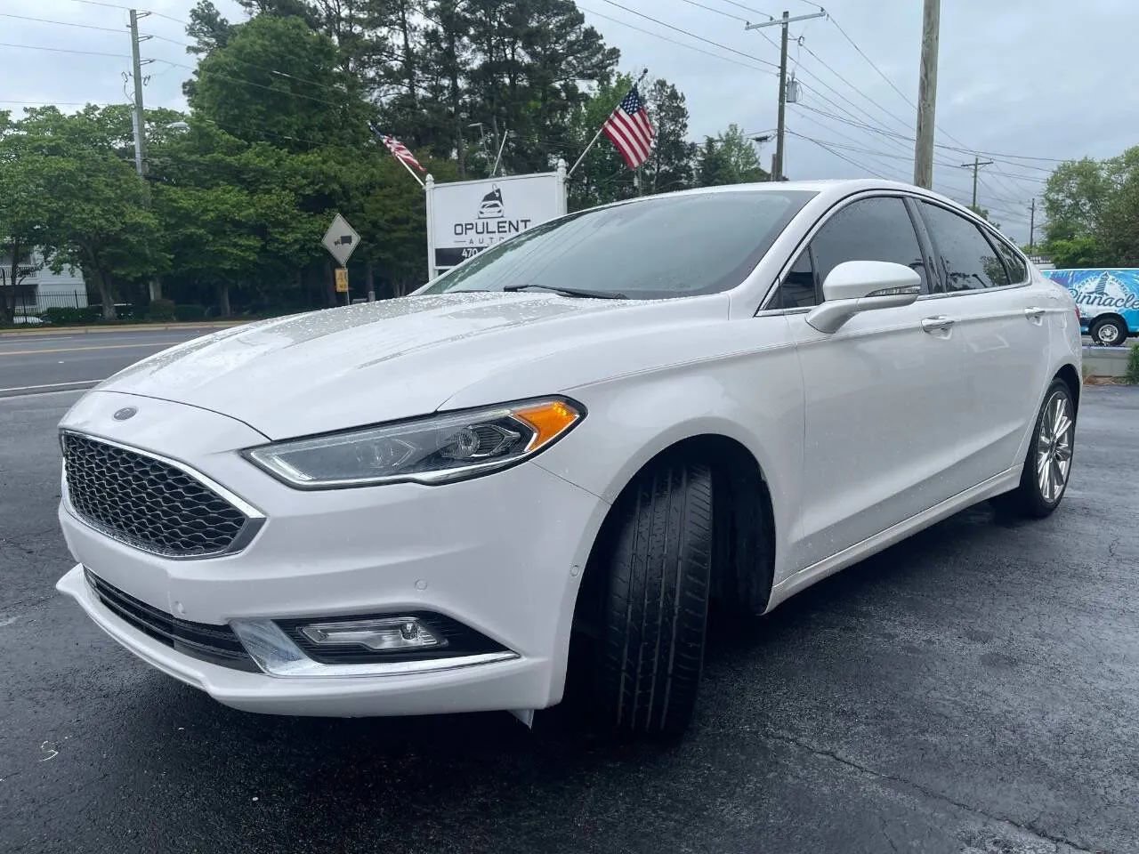 Used 2017 Ford Fusion Platinum FWD image 3