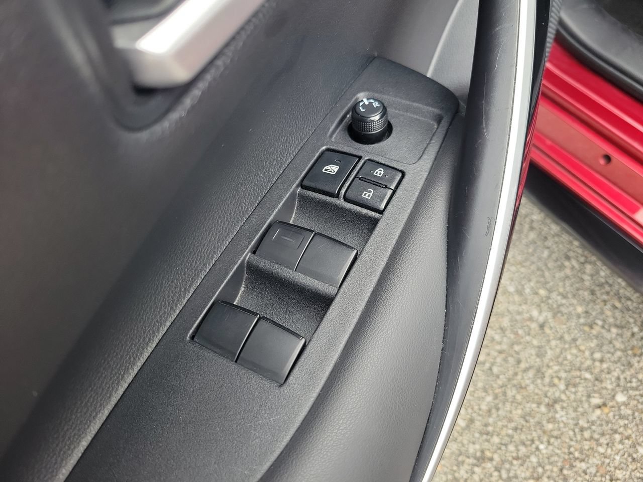 Used 2023 Toyota Corolla XSE FWD image 14