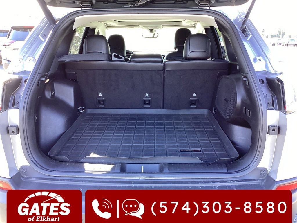 Used 2019 Jeep Cherokee Limited w/ Trailer Tow Group AWD/4WD image 14