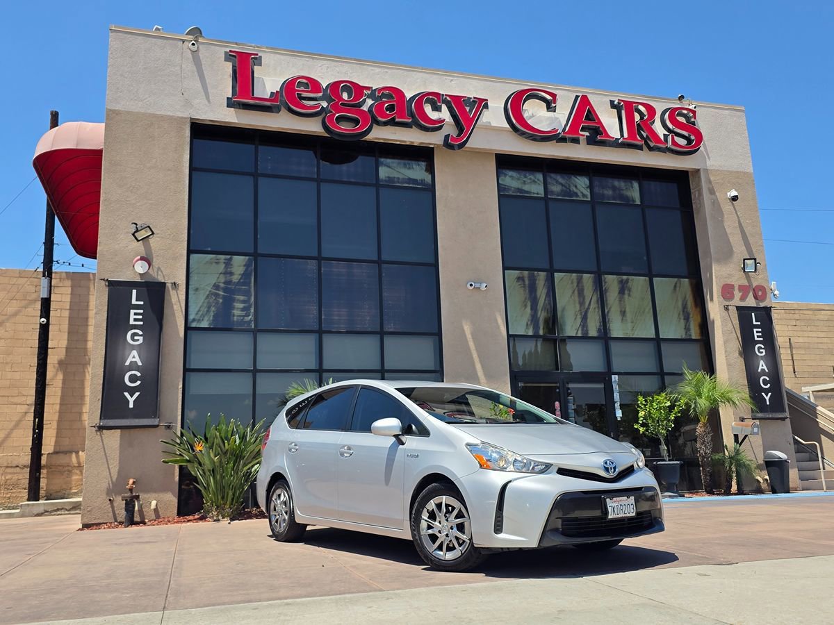 Used 2015 Toyota Prius V Two FWD image 2