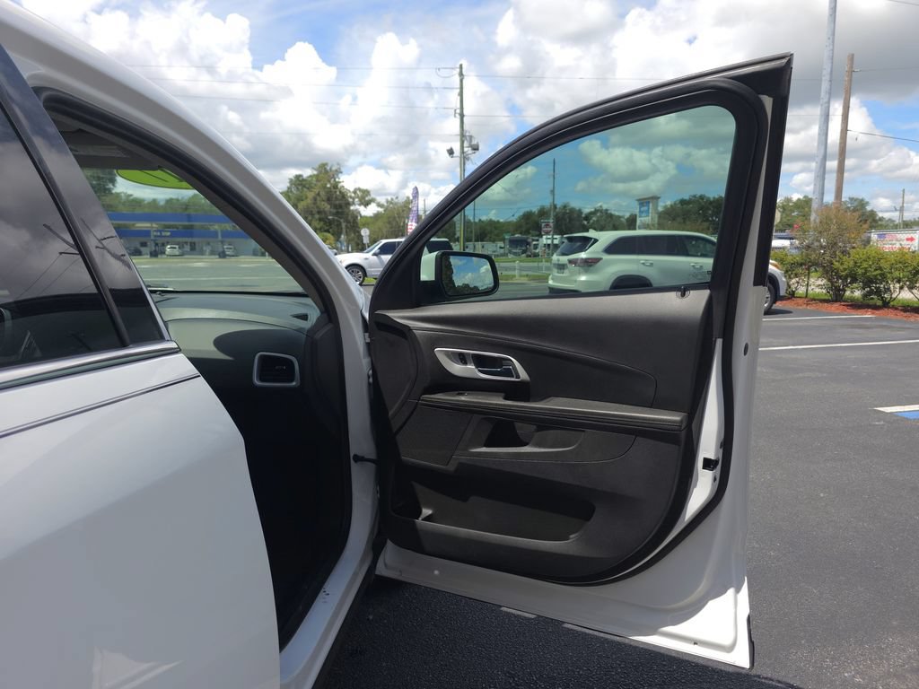 Used 2017 Chevrolet Equinox LT w/ Convenience Package FWD image 17