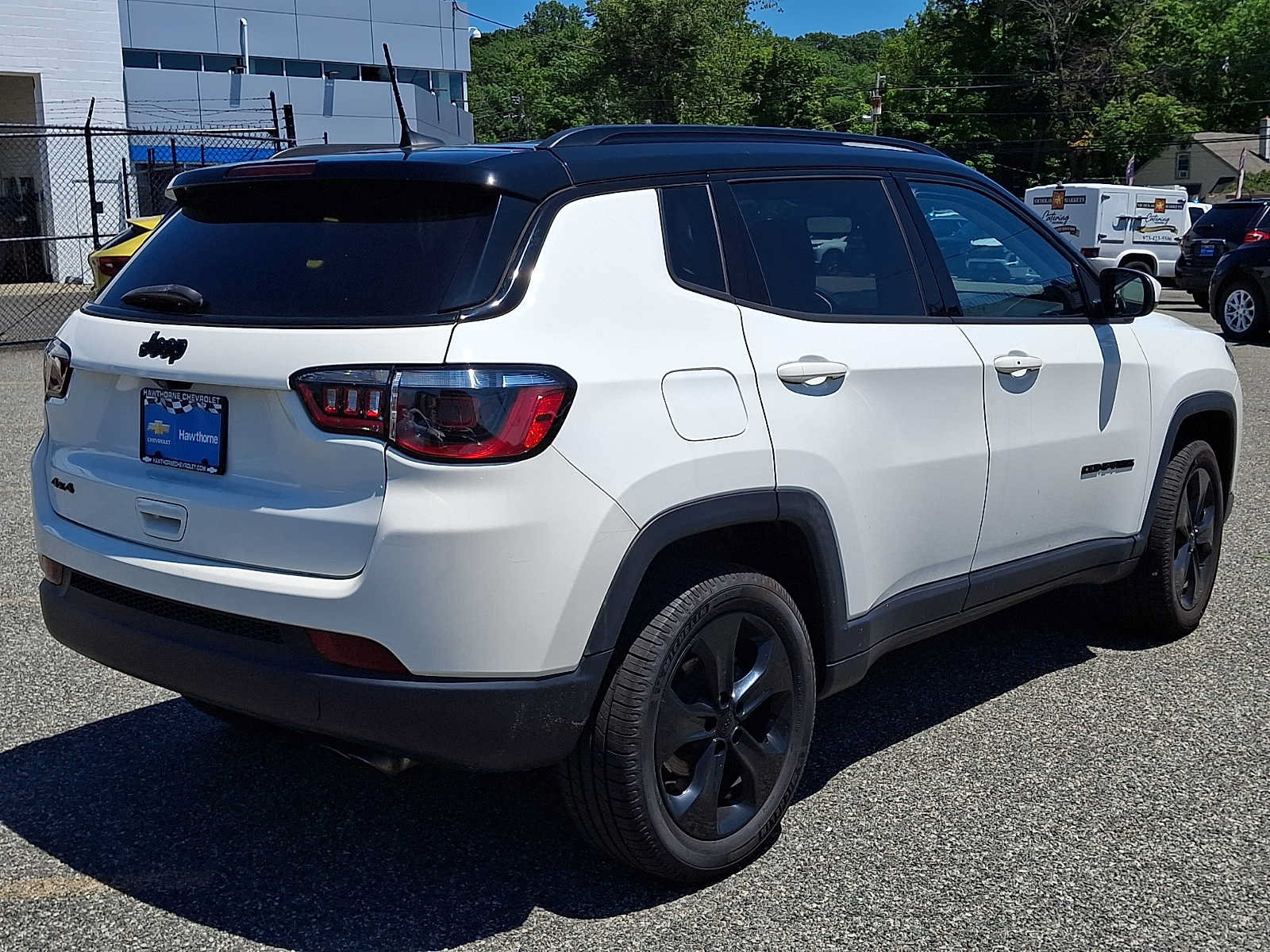 Used 2022 Jeep Compass Trailhawk w/ Trailhawk Convenience Group AWD/4WD image 4