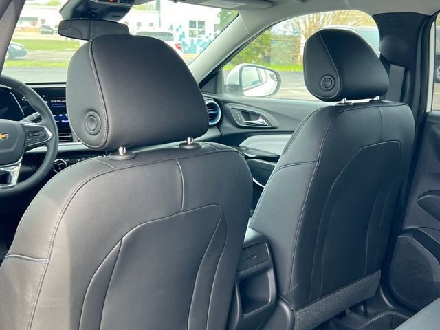 New 2026 Chevrolet Trax LT w/ Driver Confidence Package FWD image 30