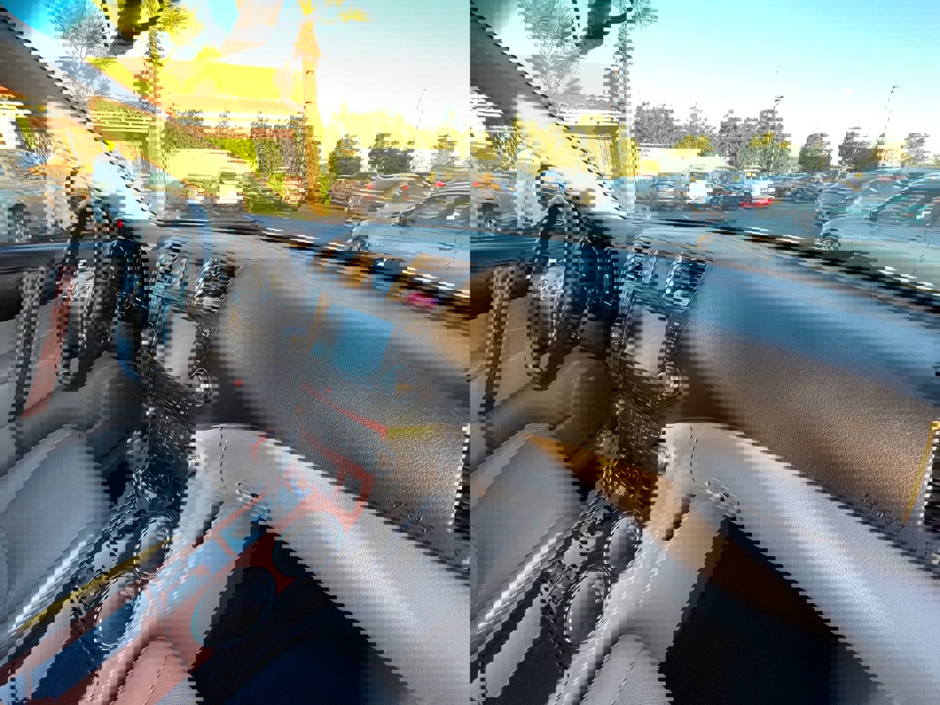 Used 2012 Toyota Highlander Limited image 30