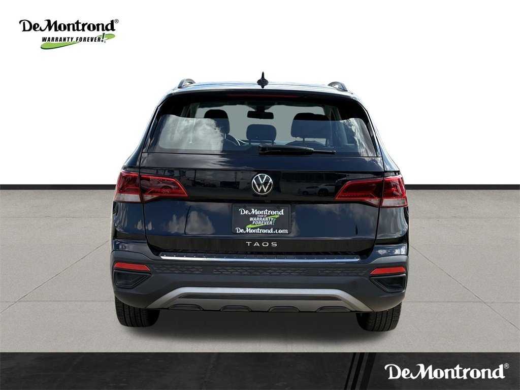 Used 2022 Volkswagen Taos S w/ IQ Drive S Package image 6