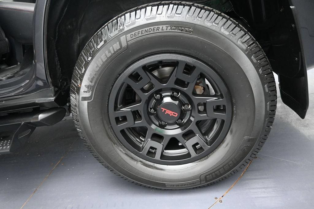 Used 2023 Toyota 4Runner TRD Off-Road Premium w/ Off Road Premium Plus Package AWD/4WD image 49