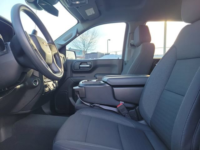 Used 2025 Chevrolet Silverado 1500 Custom w/ Turbomax Blackout Package image 12