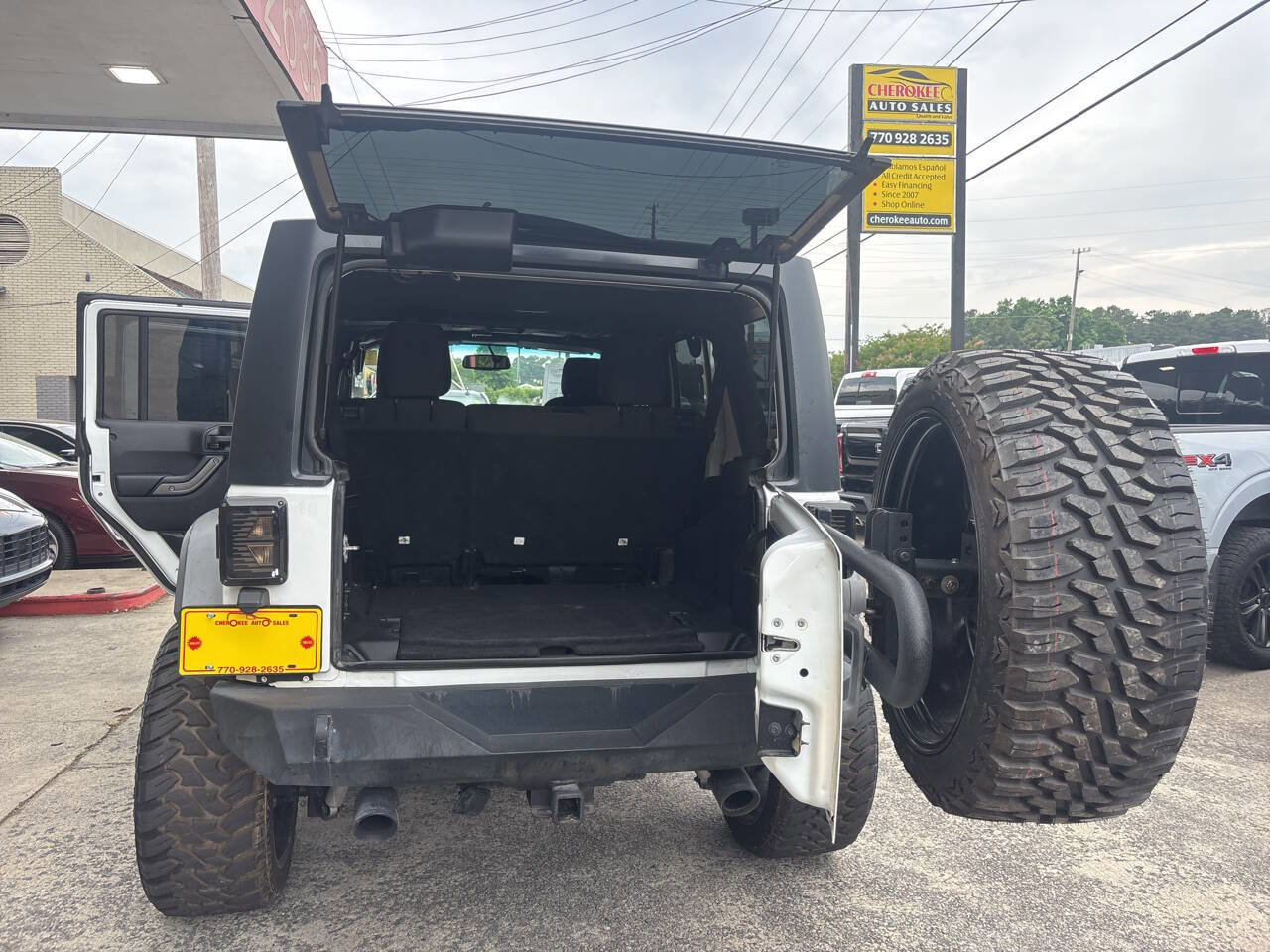 Used 2015 Jeep Wrangler Unlimited Sport w/ Quick Order Package 24S AWD/4WD image 13