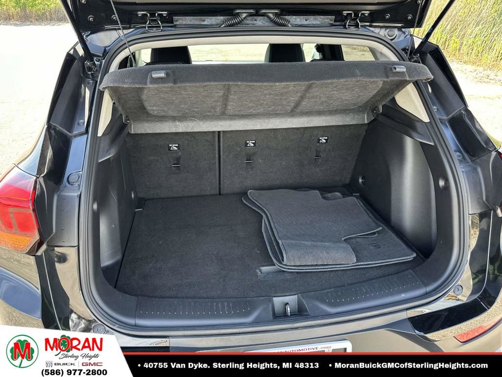 Certified 2020 Buick Encore GX Preferred w/ Cold Weather Comfort Package FWD image 9