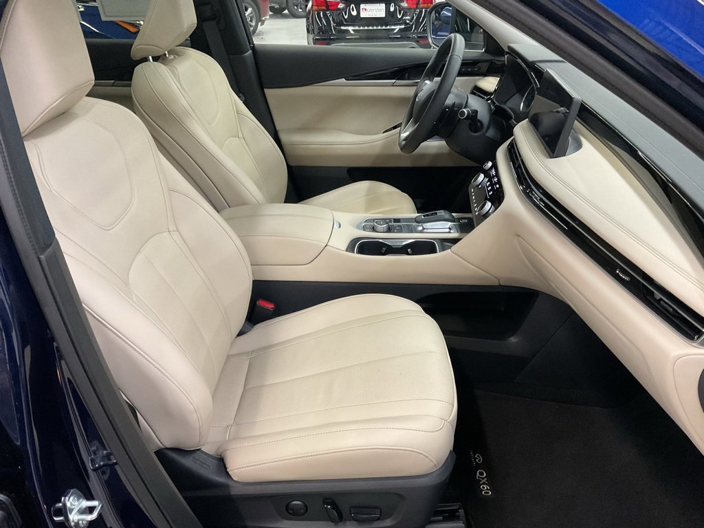 Used 2025 INFINITI QX60 Pure image 19