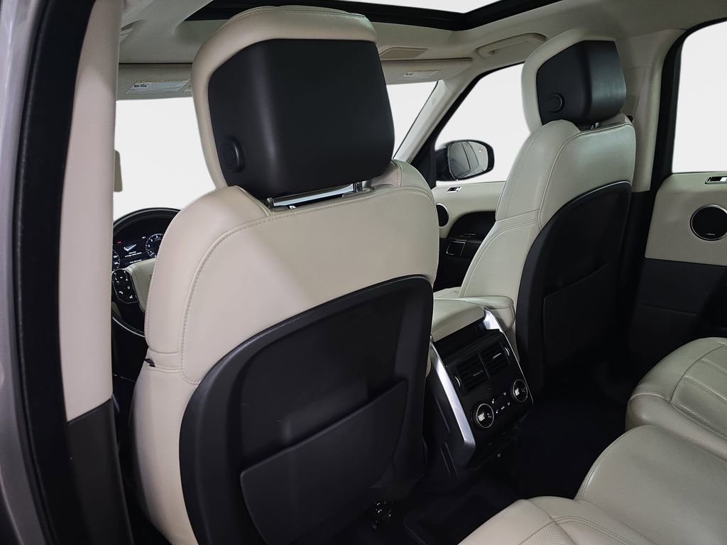 Used 2022 Land Rover Range Rover Sport HSE Silver Edition image 16