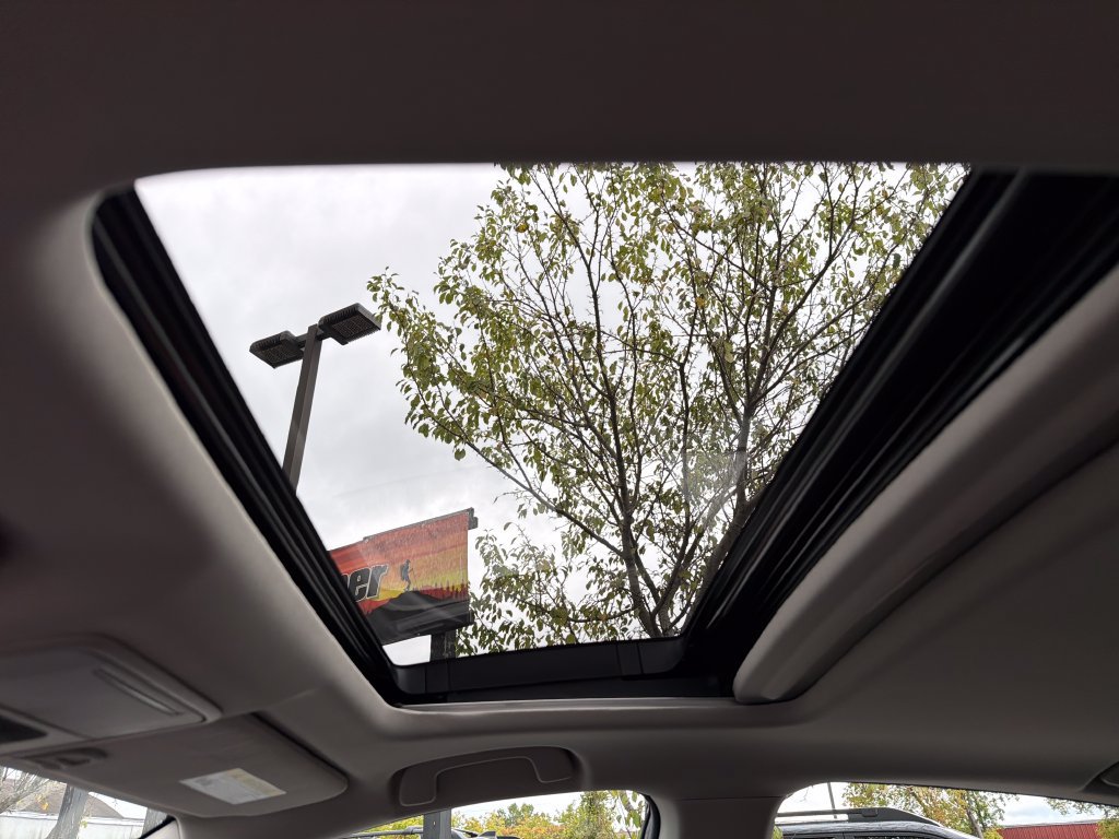 Used 2025 Honda Accord SE image 49