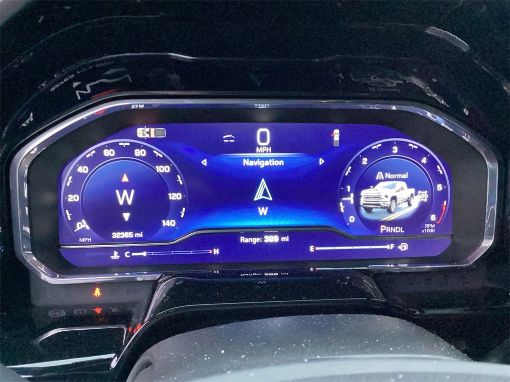 Used 2024 Chevrolet Silverado 3500 High Country w/ Technology Package image 11