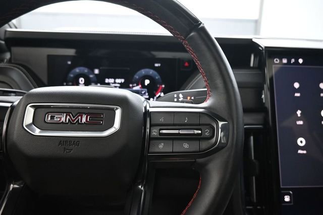 Used 2025 GMC Yukon AT4 Ultimate AWD/4WD image 18