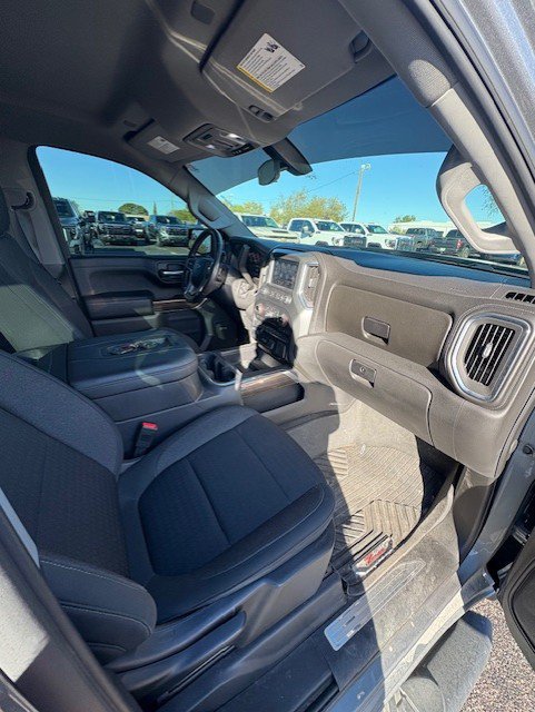 Used 2020 Chevrolet Silverado 1500 RST w/ Texas Edition AWD/4WD image 8